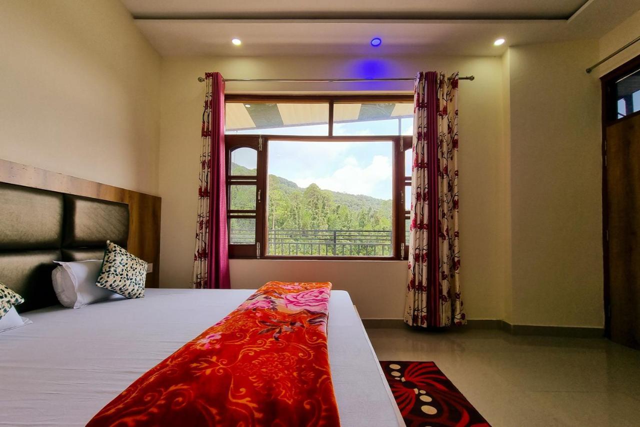 Mohan Home Stay Далхаузі Екстер'єр фото